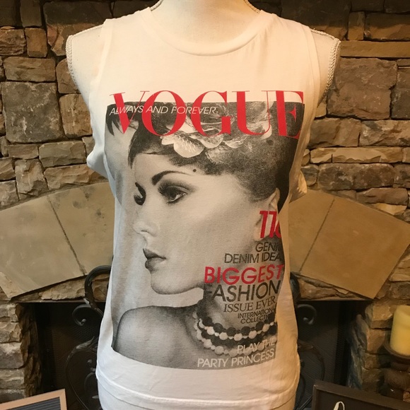 NWOT On Fire Vogue Muscle T-shirt Small - Picture 2 of 6